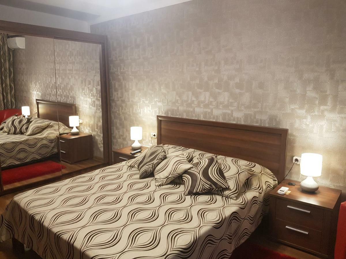 Casa Mirage Lägenhet Craiova Exteriör bild